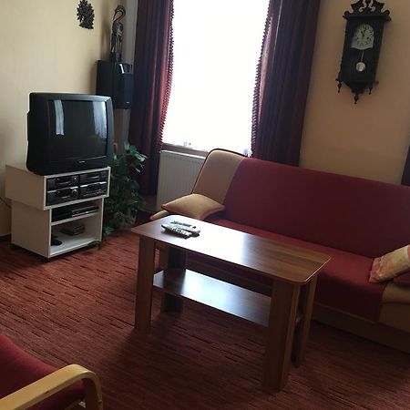 U Evy Jarosove Appartement Desná Buitenkant foto