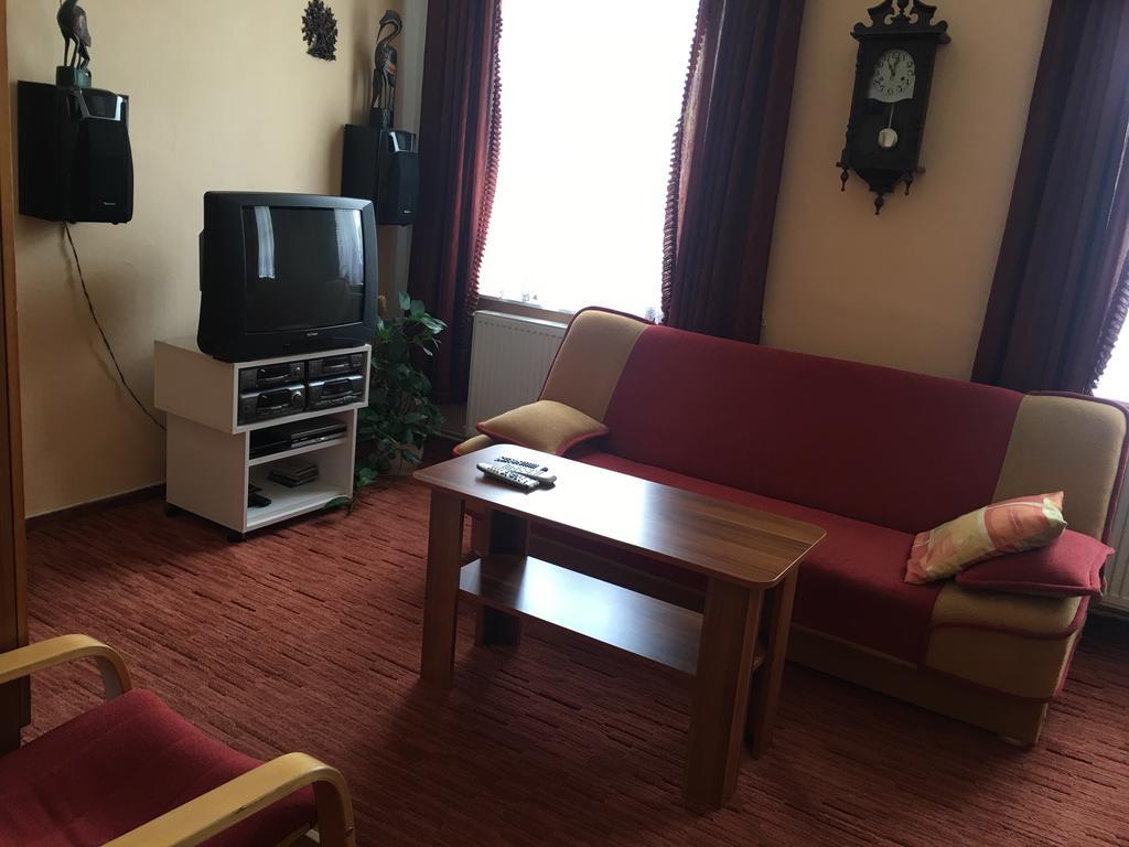 U Evy Jarosove Appartement Desná Buitenkant foto